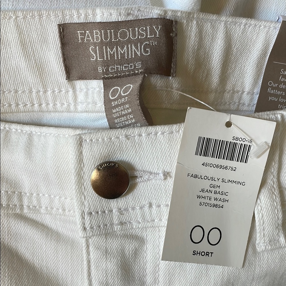 Chico's Fabulously Slimming White Slim Leg Jeans. XS/2(Chico’s 00). NWT. - Picture 4 of 10